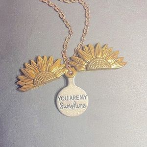 Sunflower 🌻 Necklace